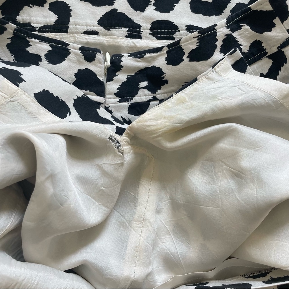 LOFT leopard pencil skirt - Picture 5 of 5